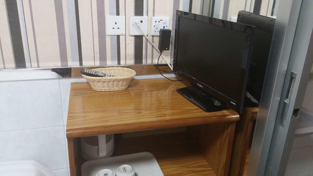 Hakkas Guesthouse Гонконг Экстерьер фото