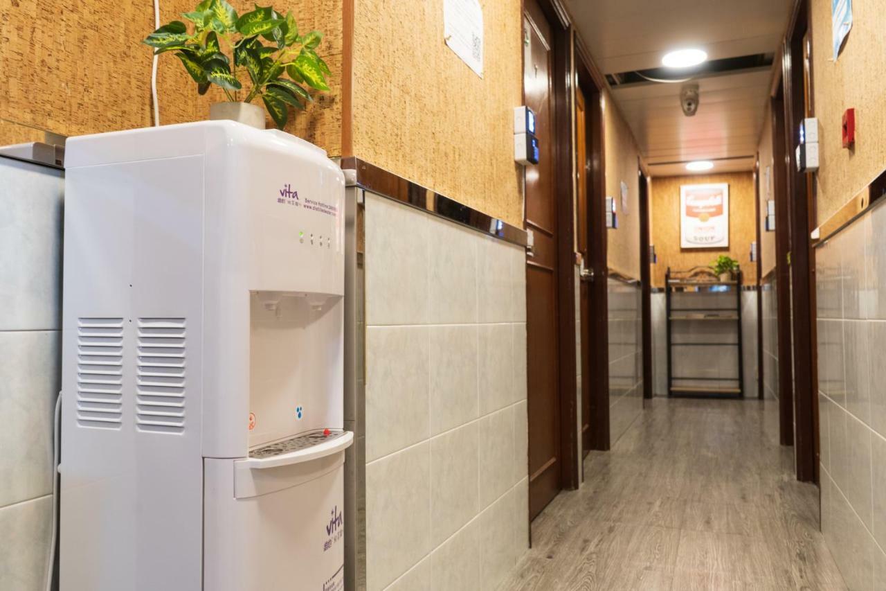 Hakkas Guesthouse Гонконг Экстерьер фото